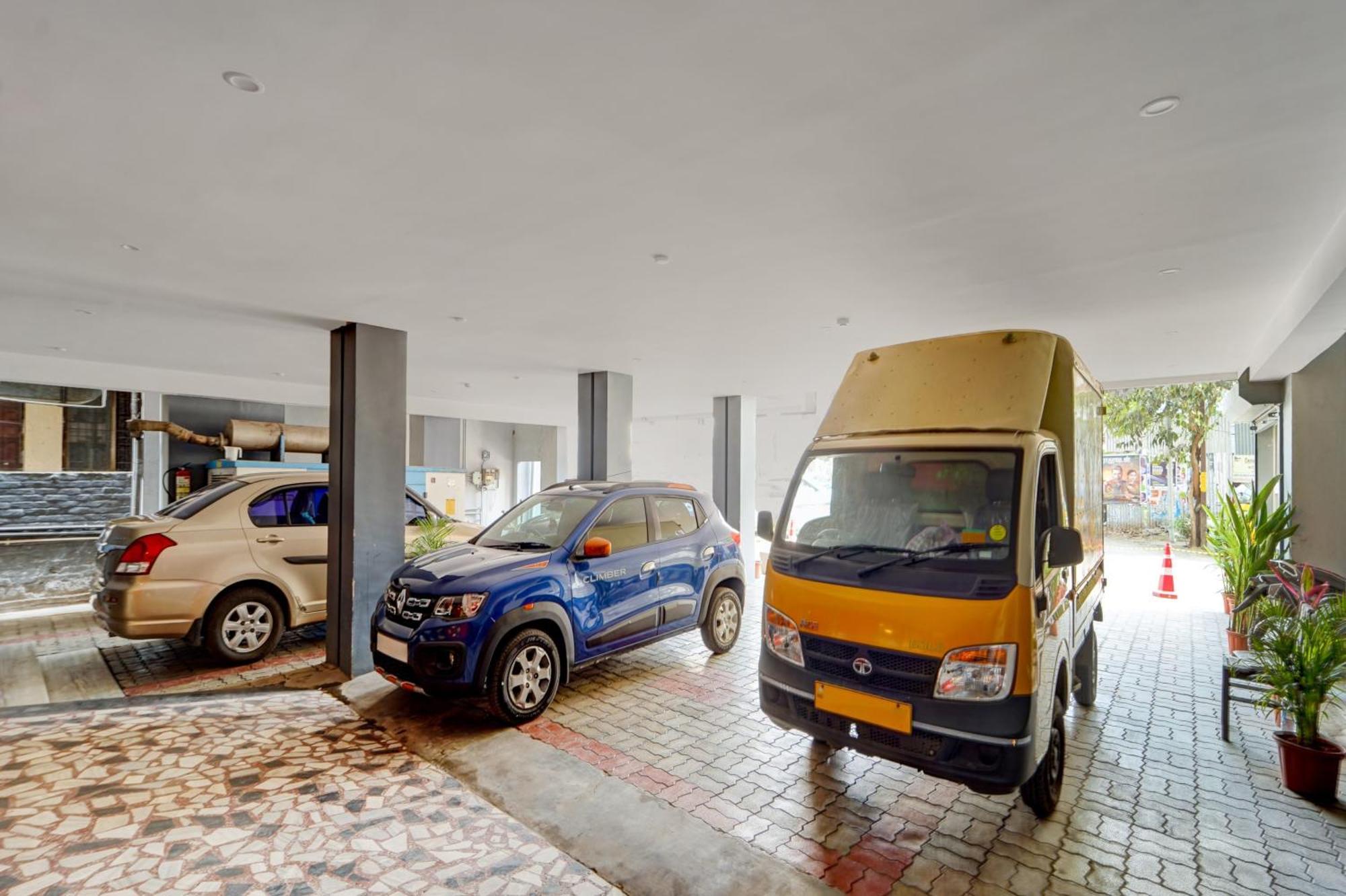 Super Townhouse Four Season Hotel Coimbatore Ngoại thất bức ảnh